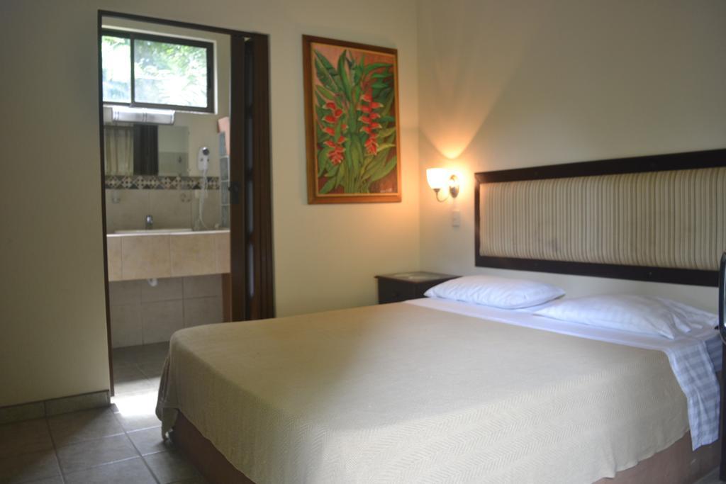 HoTEL LUZ DE LUNA Uvita Quarto foto